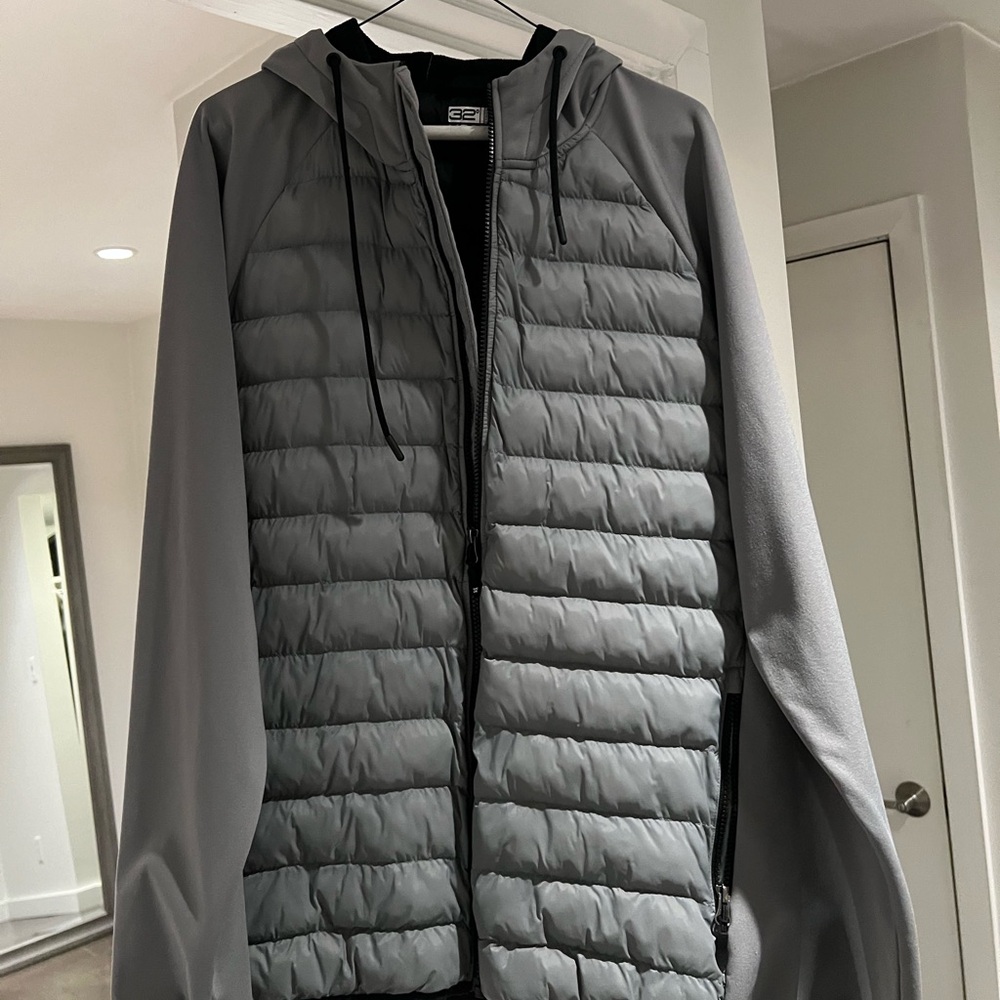 32 Degrees Large Men’s Hooded Puffer Jacket